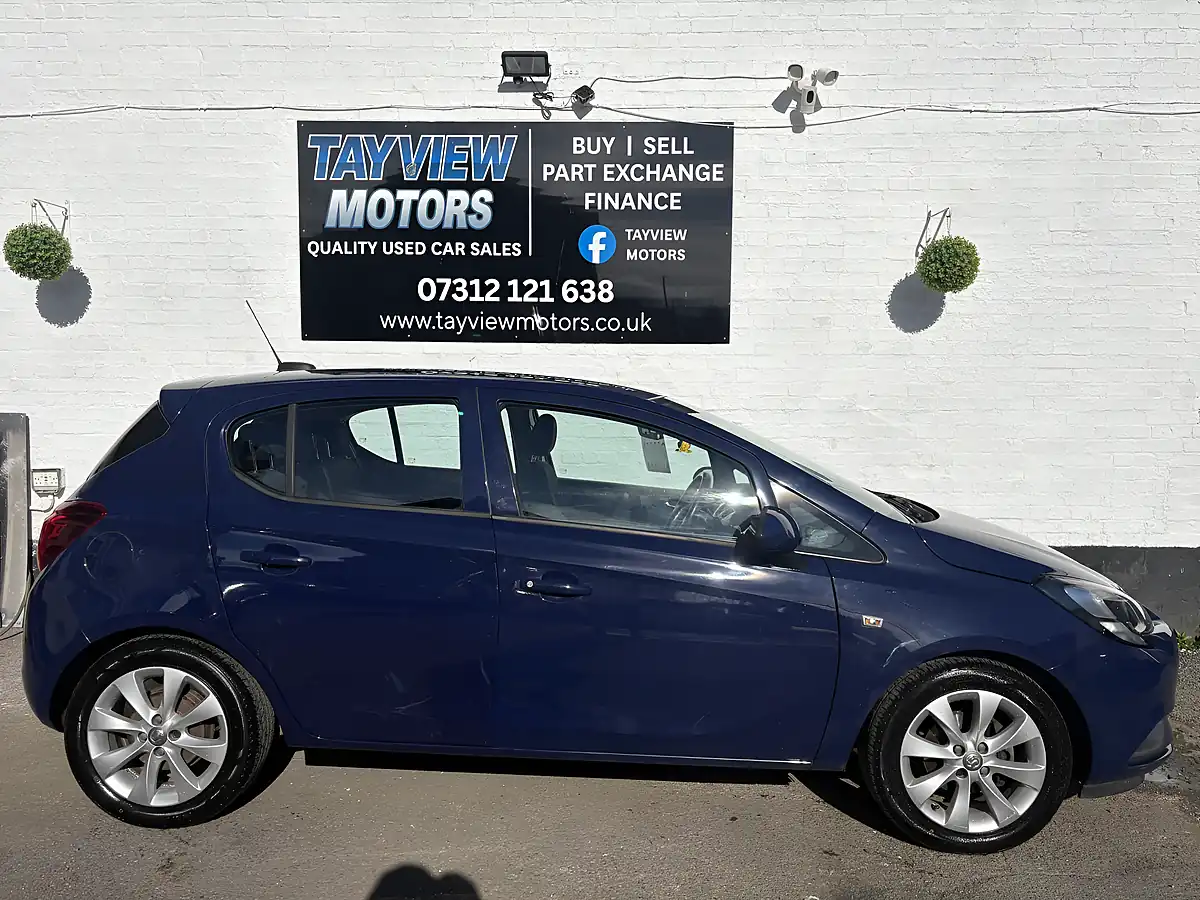 Used 2016 Vauxhall Corsa Blue - Interior and Exterior details 5