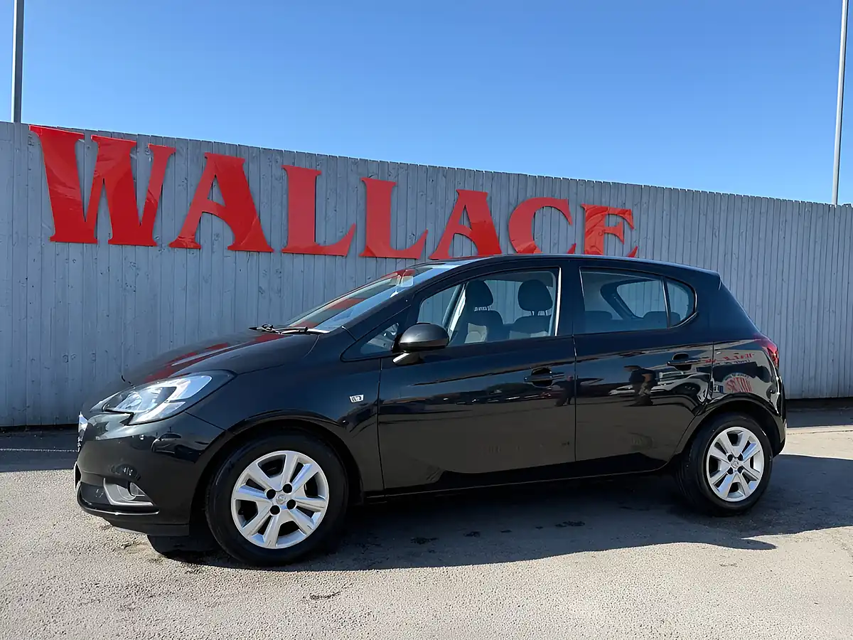 Used 2016 Vauxhall Corsa Design Black - Interior and Exterior details 5
