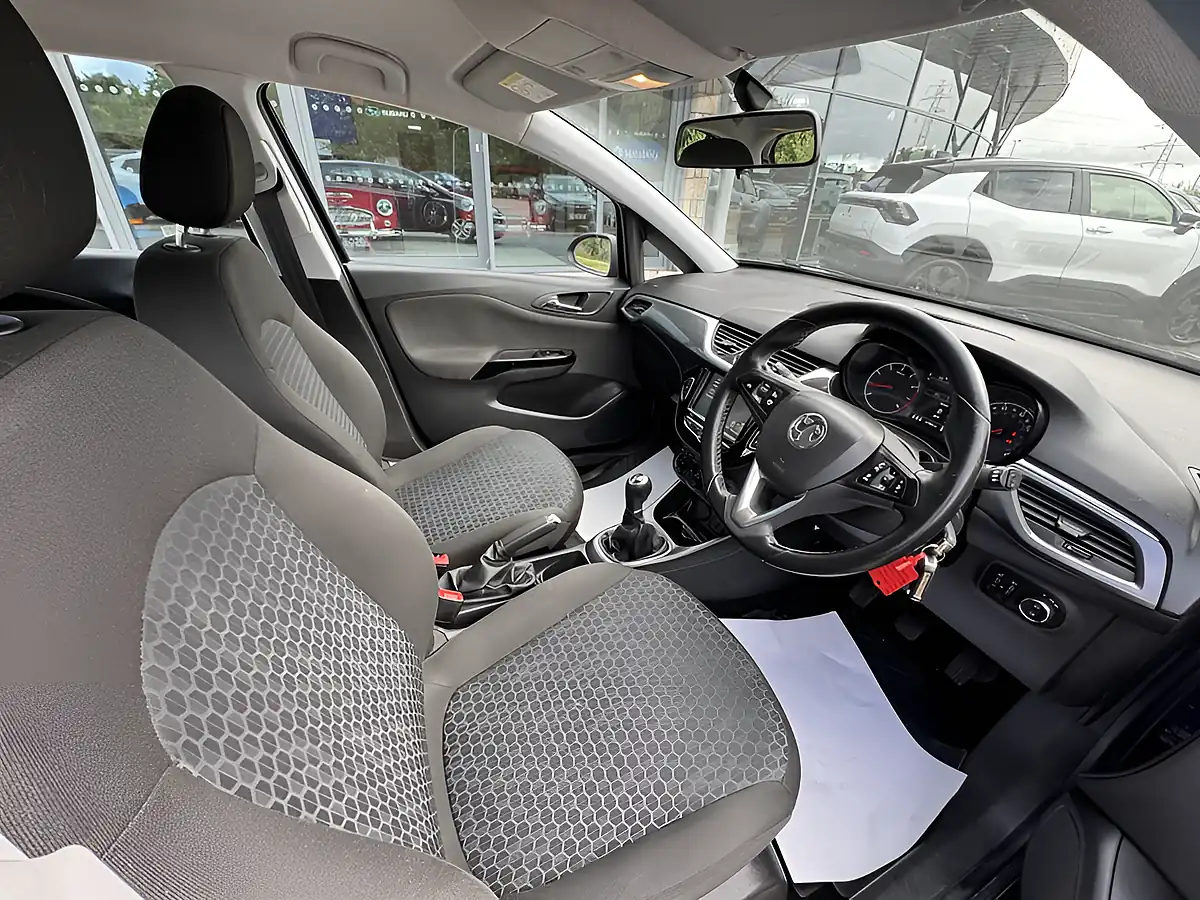 Used 2016 Vauxhall Corsa Design Blue - Interior and Exterior details 12
