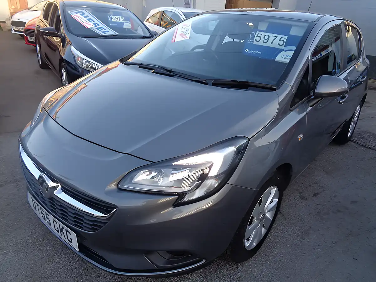 Used 2016 Vauxhall Corsa Design Grey - Interior and Exterior details 2
