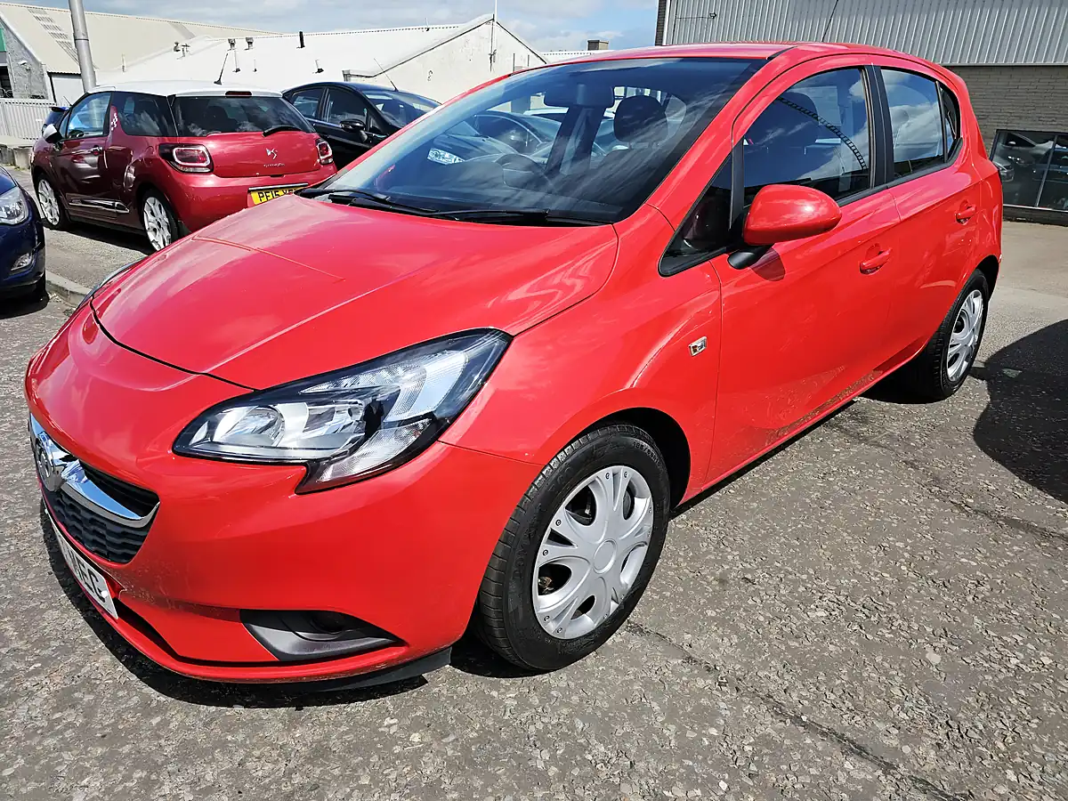 Used 2016 Vauxhall Corsa Design Red - Interior and Exterior details 2