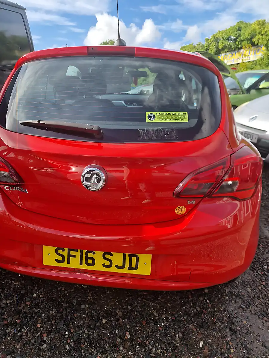 Used 2016 Vauxhall Corsa Design Red - Interior and Exterior details 12