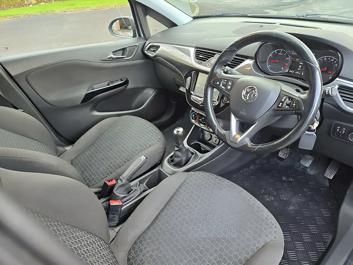 Used 2016 Vauxhall Corsa Design Silver - Interior and Exterior details 13