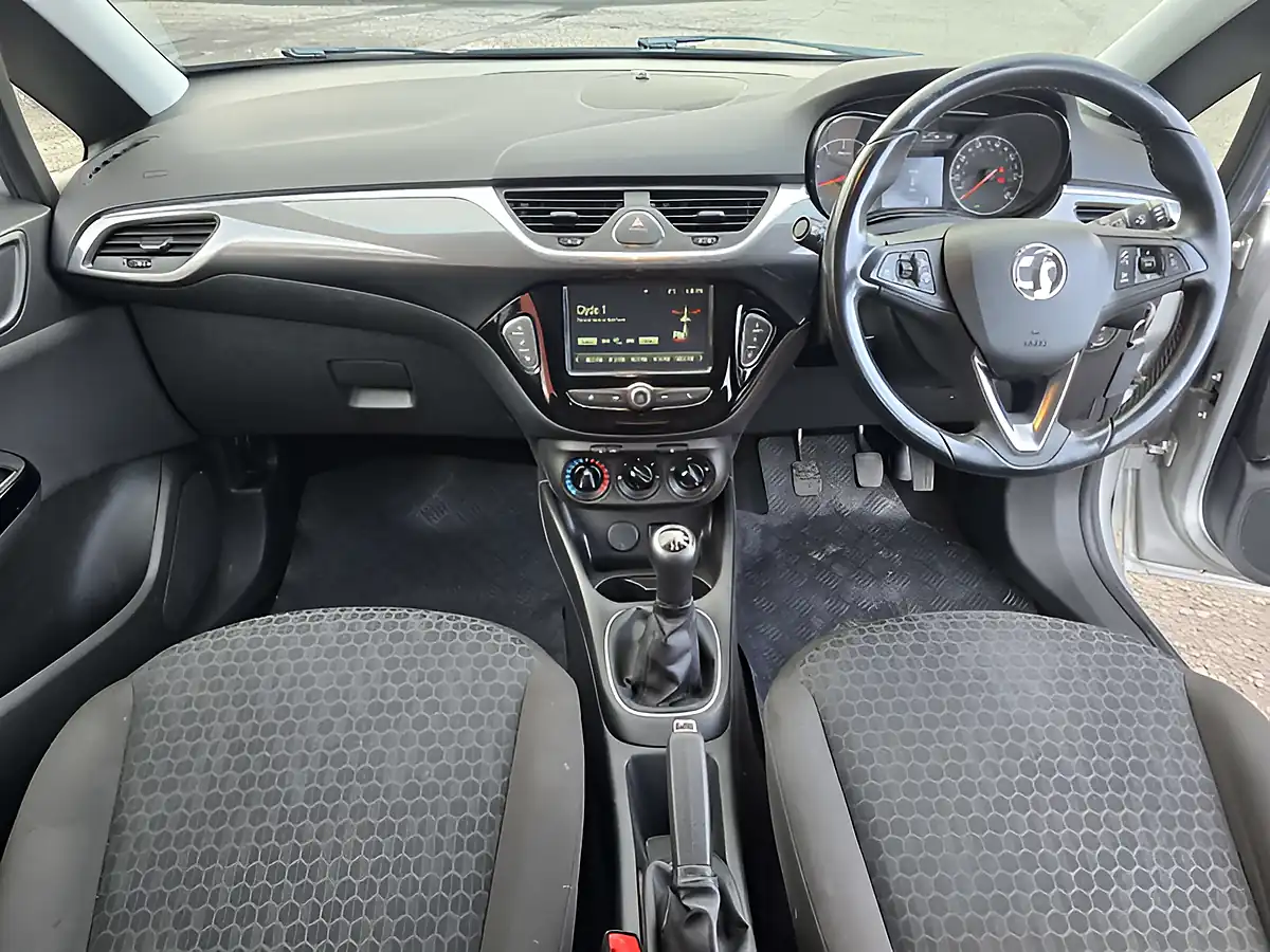 Used 2016 Vauxhall Corsa Design Silver - Interior and Exterior details 19
