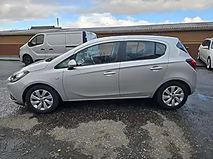 Used 2016 Vauxhall Corsa Design Silver - Interior and Exterior details 5