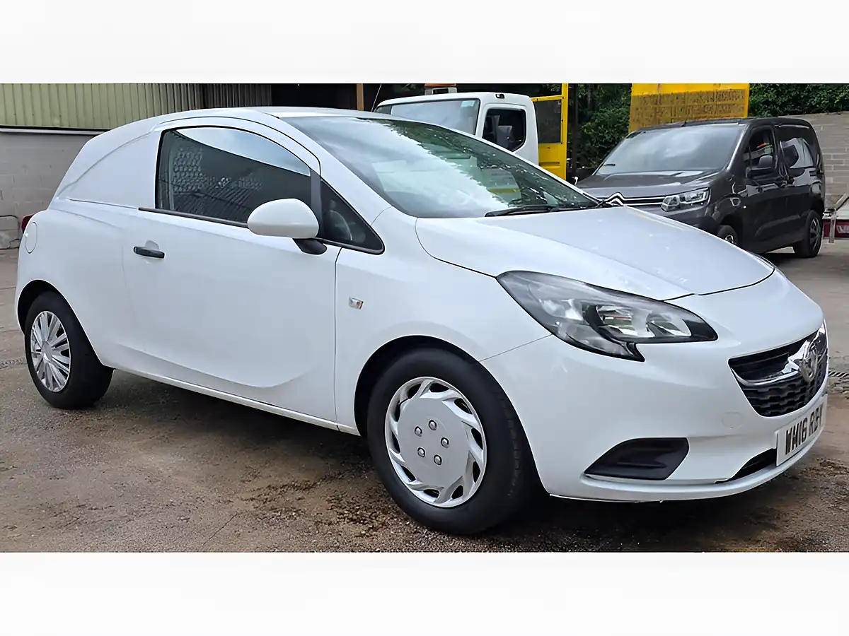 Used 2016 Vauxhall Corsa Ecoflex White - Interior and Exterior details 3