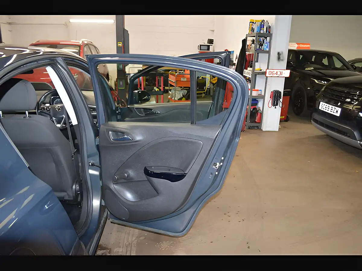 Used 2016 Vauxhall Corsa Energy Asteroid Grey - Interior and Exterior details 15