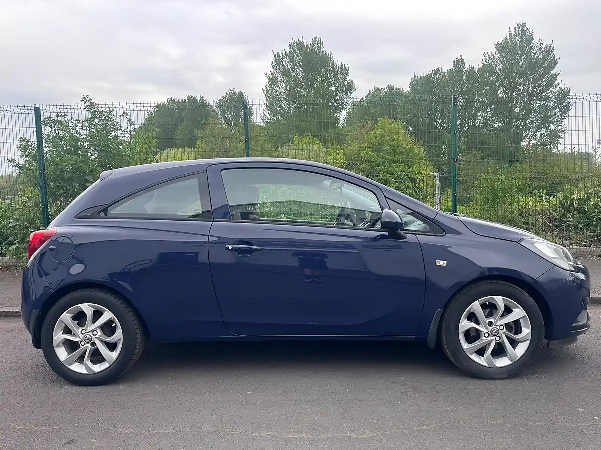 Used 2016 Vauxhall Corsa Energy Blue - Interior and Exterior details 2