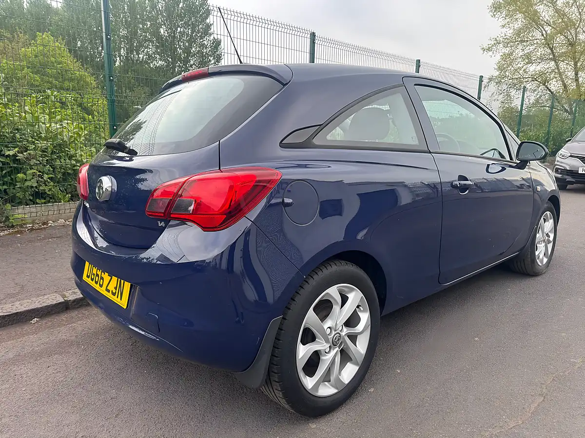Used 2016 Vauxhall Corsa Energy Blue - Interior and Exterior details 3