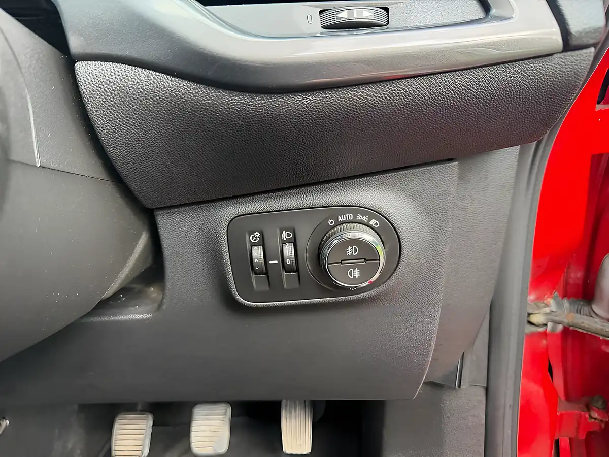 Used 2016 Vauxhall Corsa Energy Red - Interior and Exterior details 19
