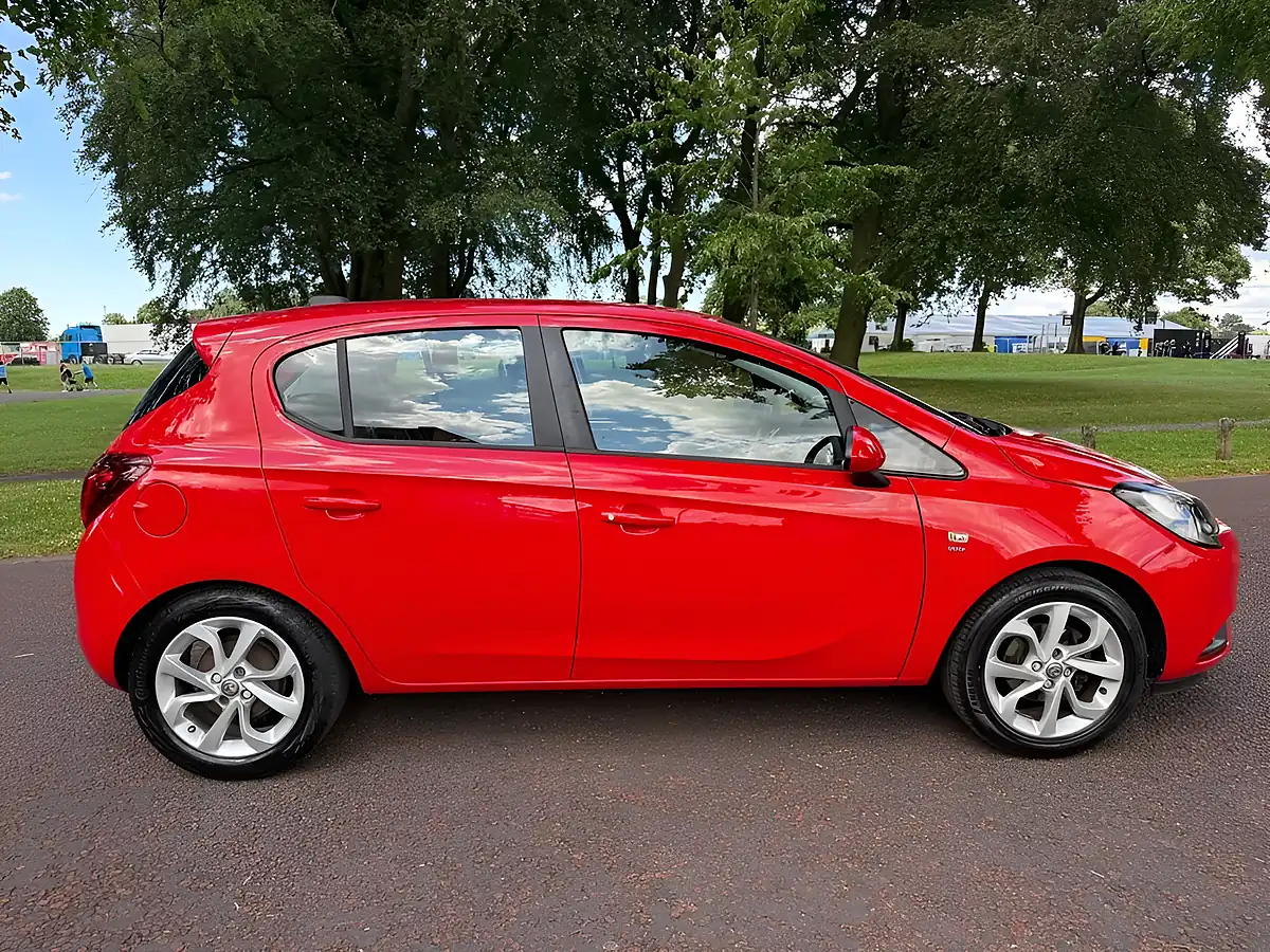 Used 2016 Vauxhall Corsa Energy Red - Interior and Exterior details 2