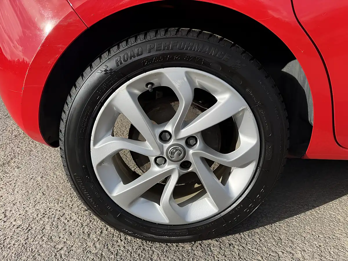 Used 2016 Vauxhall Corsa Energy Red - Interior and Exterior details 13
