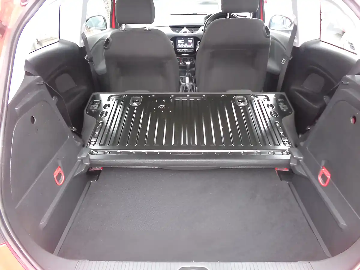 Used 2016 Vauxhall Corsa Energy Red - Interior and Exterior details 17