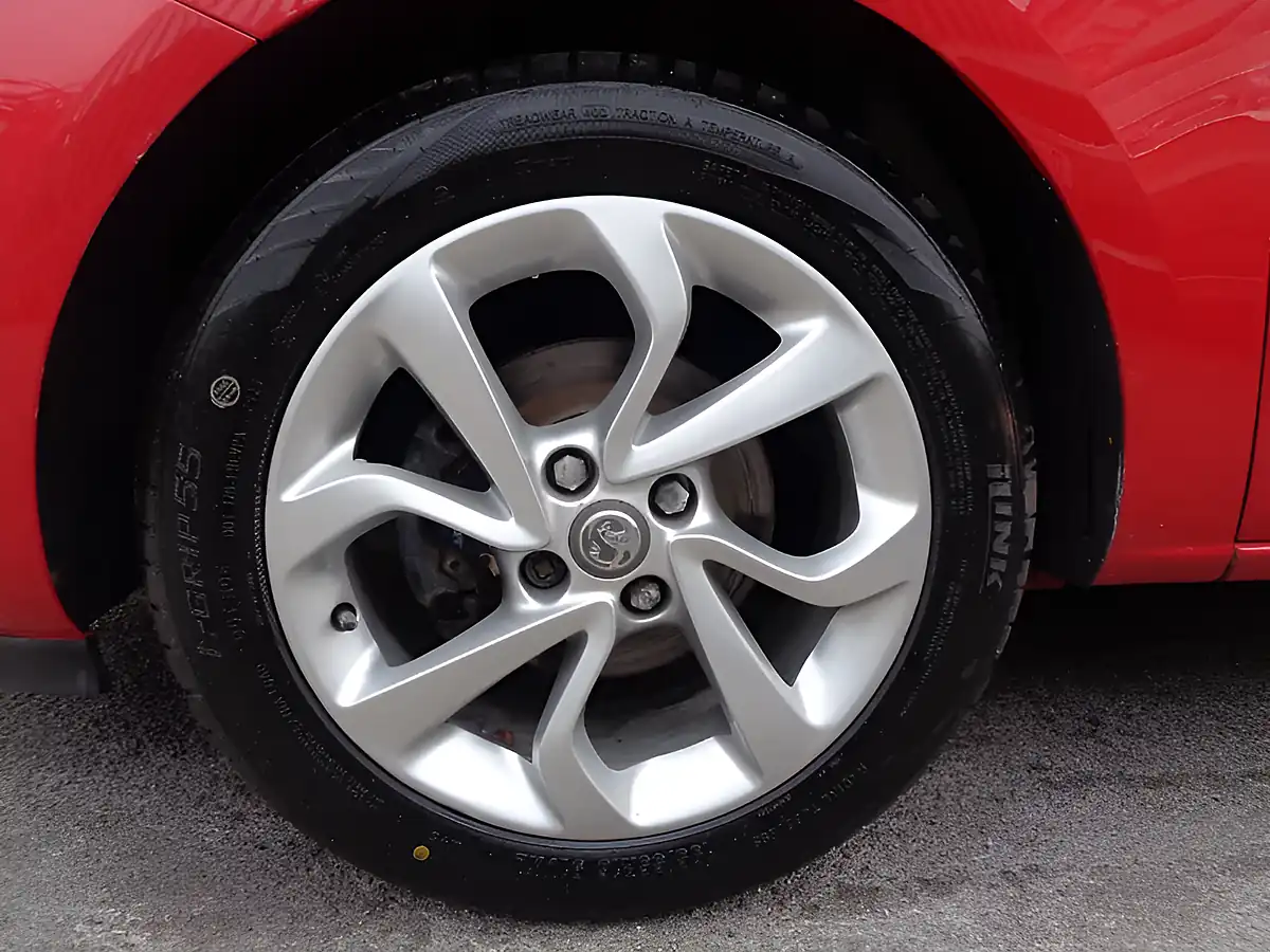 Used 2016 Vauxhall Corsa Energy Red - Interior and Exterior details 19