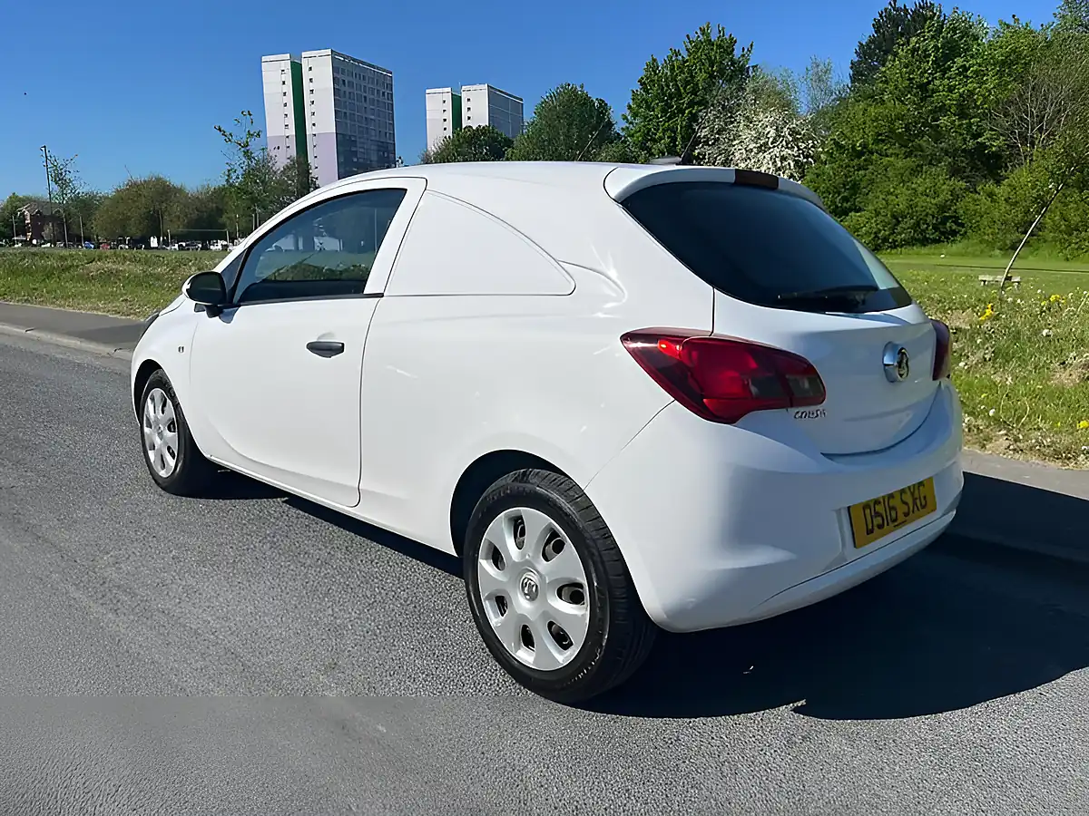 Used 2016 Vauxhall Corsa L1 H1 White - Interior and Exterior details 3
