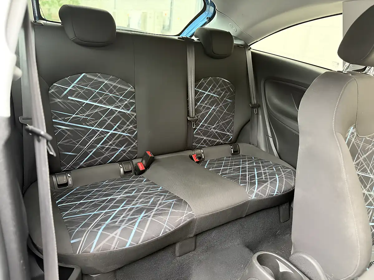 Used 2016 Vauxhall Corsa Limited Edition Blue - Interior and Exterior details 12