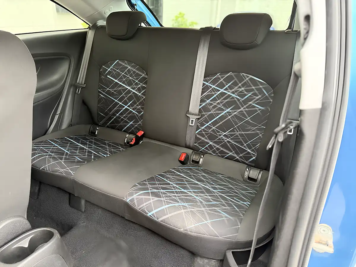 Used 2016 Vauxhall Corsa Limited Edition Blue - Interior and Exterior details 14