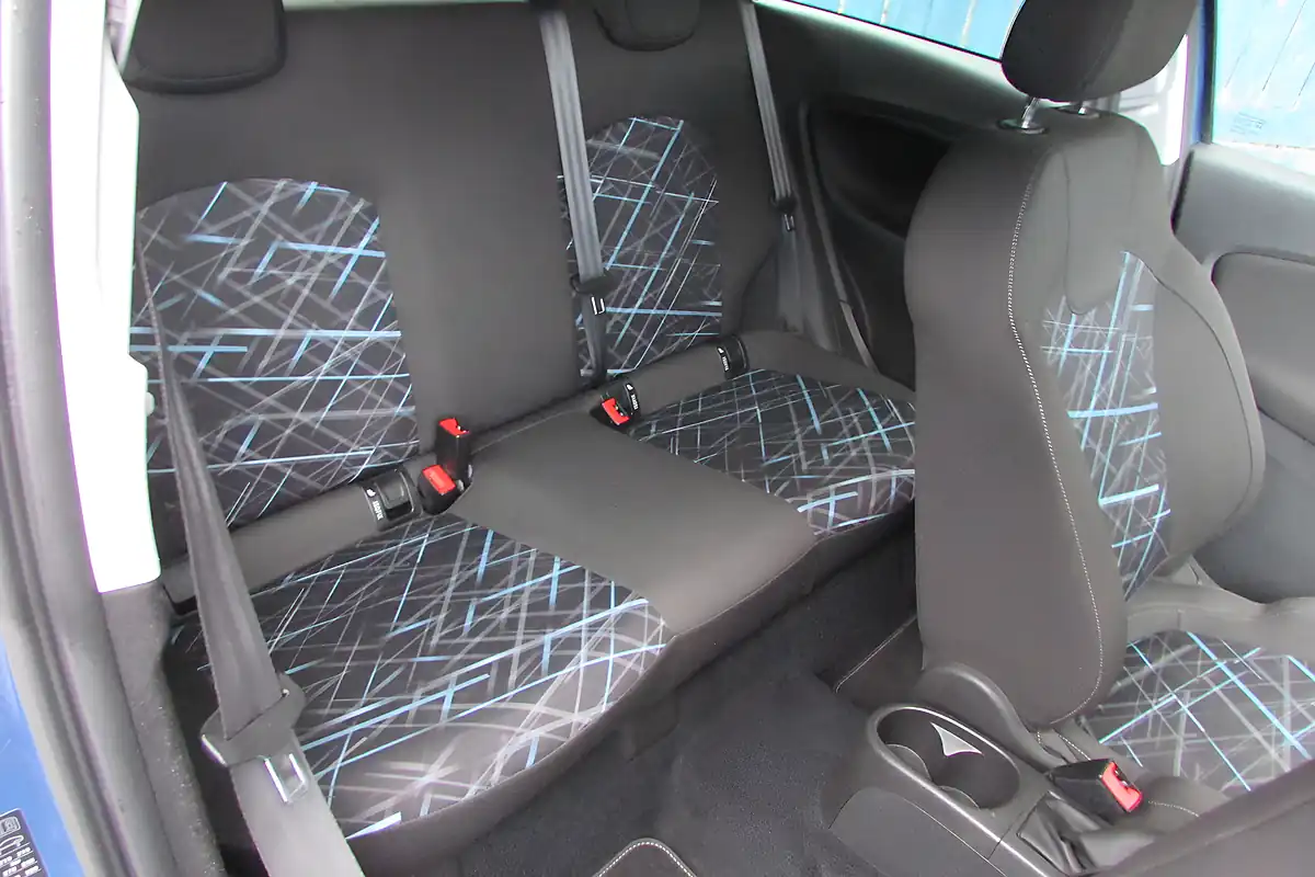 Used 2016 Vauxhall Corsa Limited Edition Blue - Interior and Exterior details 19