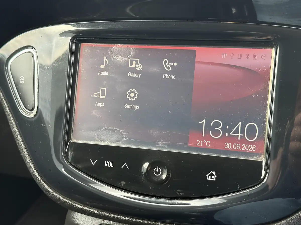 Used 2016 Vauxhall Corsa Limited Edition Grey - Interior and Exterior details 12