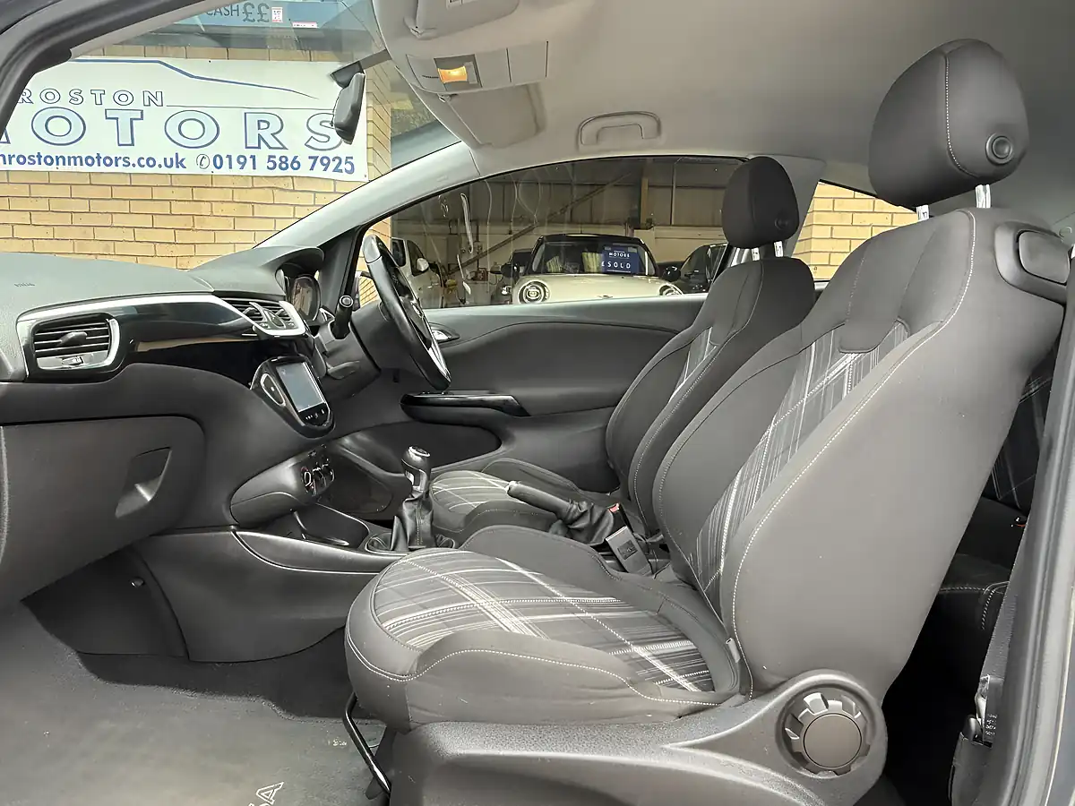 Used 2016 Vauxhall Corsa Limited Edition Grey - Interior and Exterior details 15