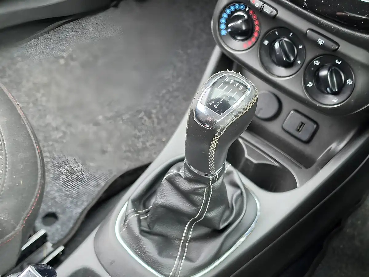 Used 2016 Vauxhall Corsa Limited Edition Grey - Interior and Exterior details 11