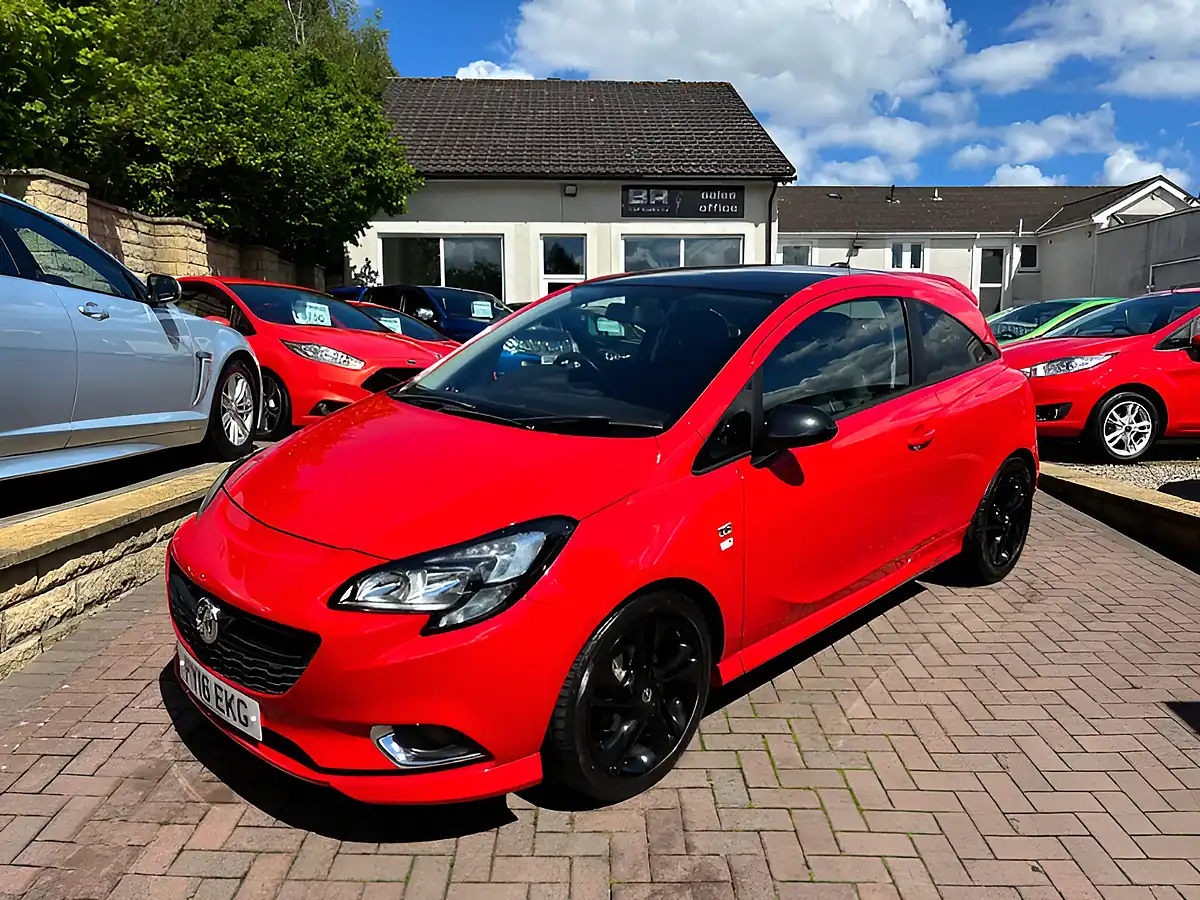 Used 2016 Vauxhall Corsa Limited Edition Red - Front View