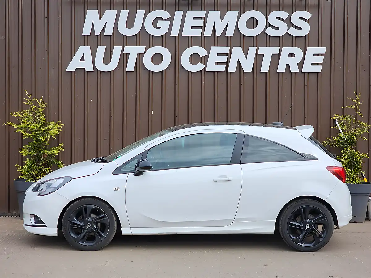 Used 2016 Vauxhall Corsa Limited Edition White - Interior and Exterior details 4