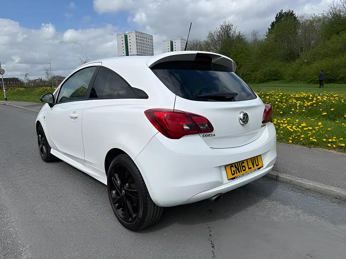 Used 2016 Vauxhall Corsa Limited Edition White - Interior and Exterior details 4