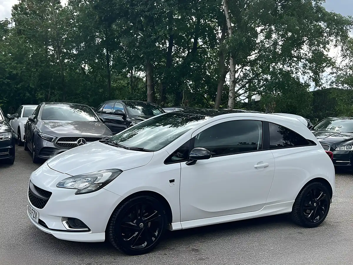Used 2016 Vauxhall Corsa Limited Edition White - Interior and Exterior details 9