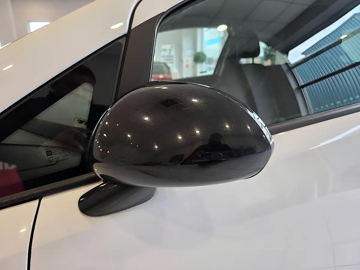 Used 2016 Vauxhall Corsa Limited Edition White - Interior and Exterior details 20