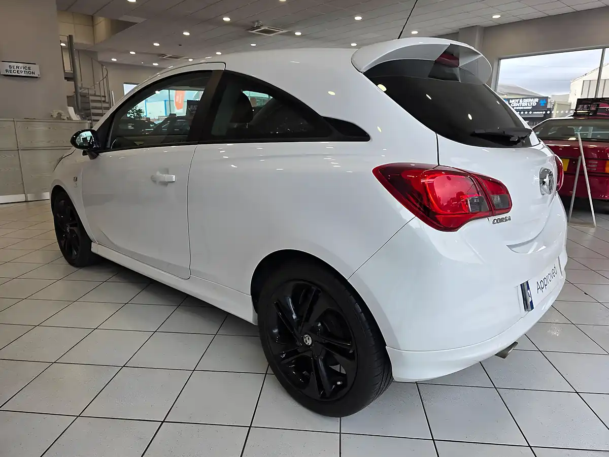 Used 2016 Vauxhall Corsa Limited Edition White - Interior and Exterior details 4