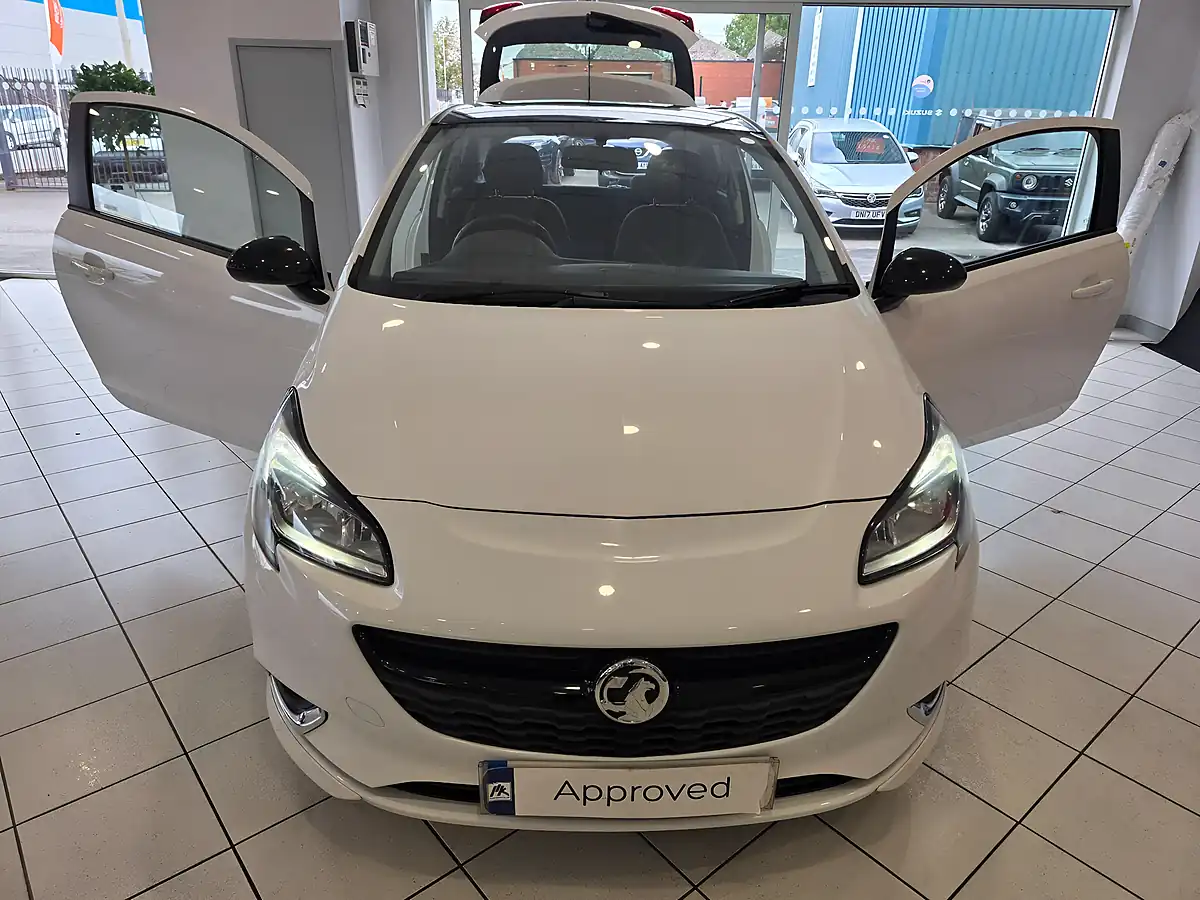 Used 2016 Vauxhall Corsa Limited Edition White - Interior and Exterior details 5