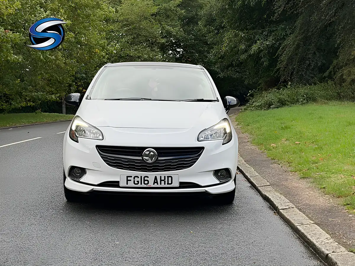 Used 2016 Vauxhall Corsa Limited Edition White - Interior and Exterior details 11