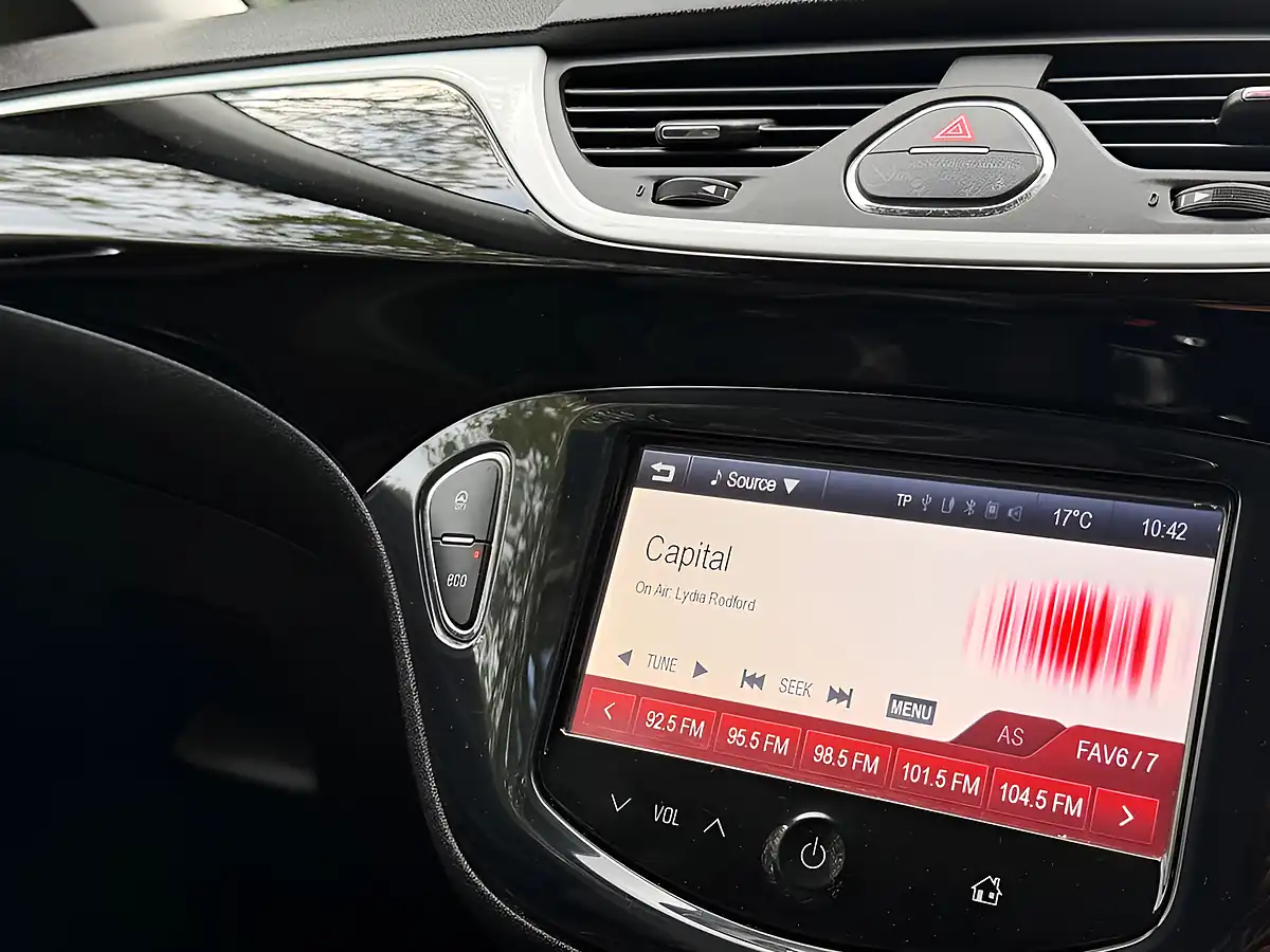 Used 2016 Vauxhall Corsa Limited Edition White - Interior and Exterior details 17