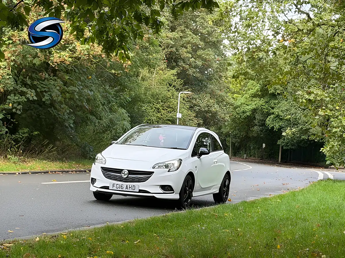 Used 2016 Vauxhall Corsa Limited Edition White - Interior and Exterior details 3