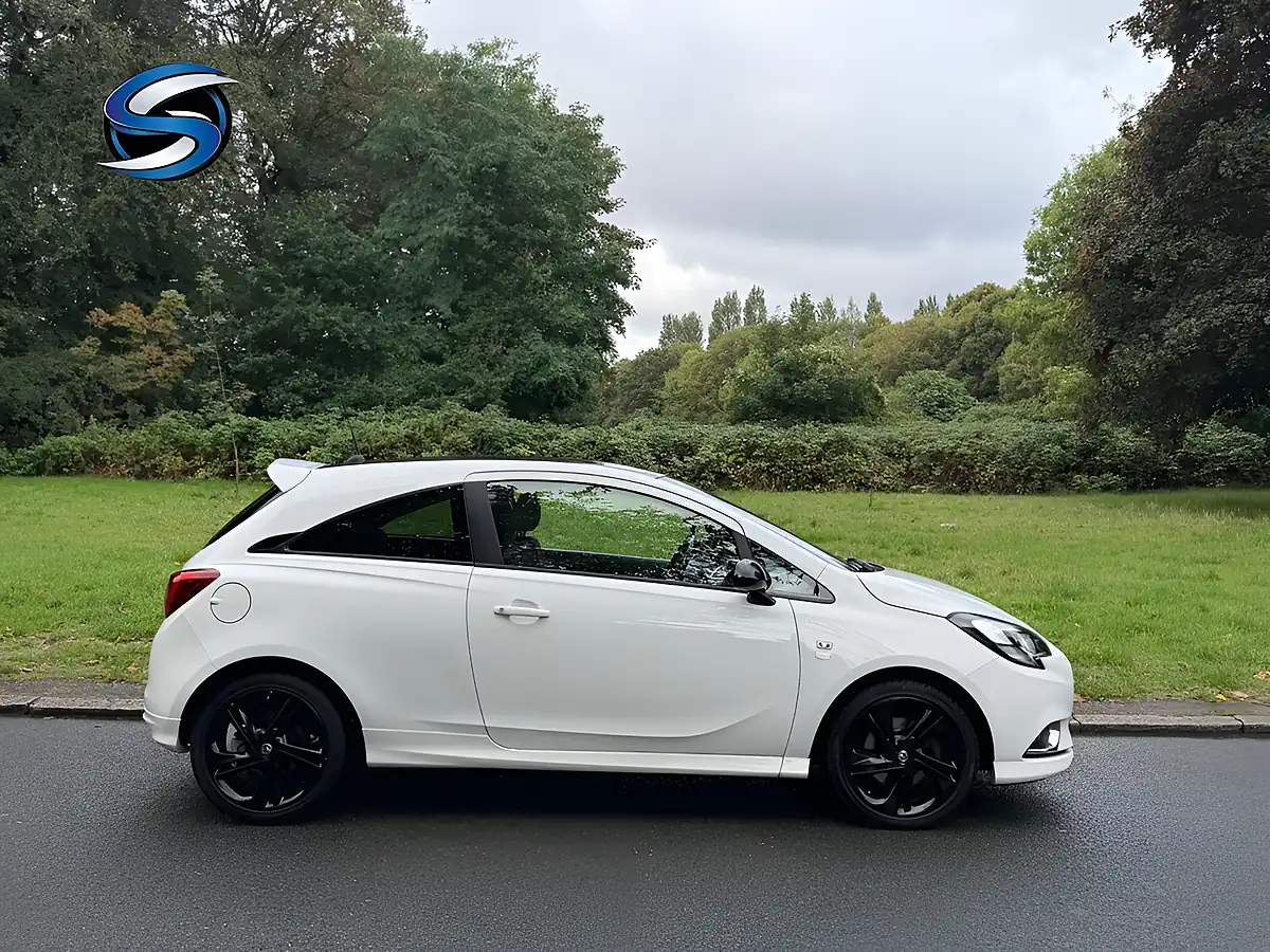 Used 2016 Vauxhall Corsa Limited Edition White - Interior and Exterior details 5