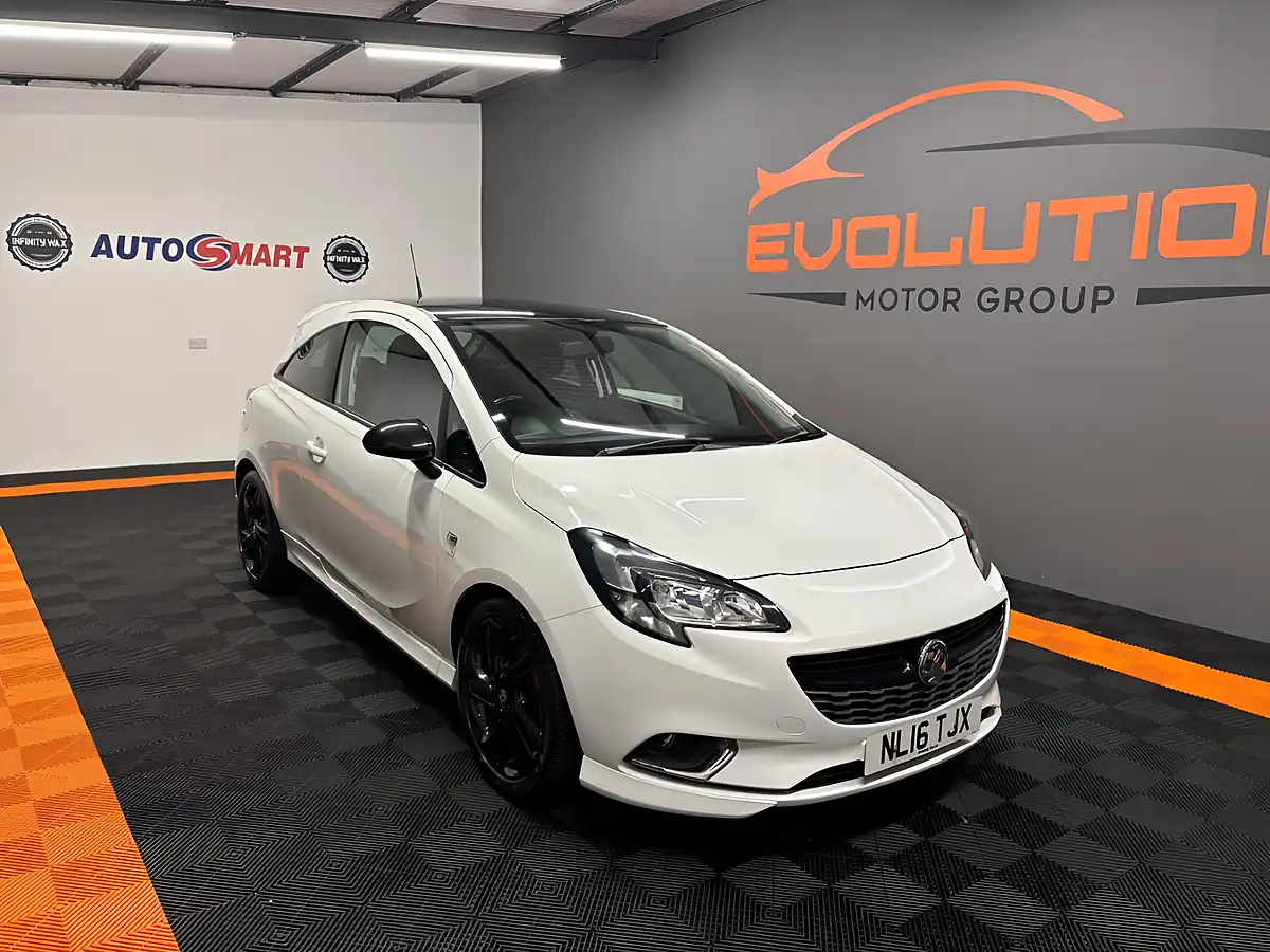 Used 2016 Vauxhall Corsa Limited Edition White - Interior and Exterior details 4