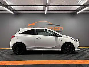 Used 2016 Vauxhall Corsa Limited Edition White - Interior and Exterior details 5