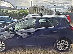 Used 2016 Vauxhall Corsa Se Blue - Interior and Exterior details 5