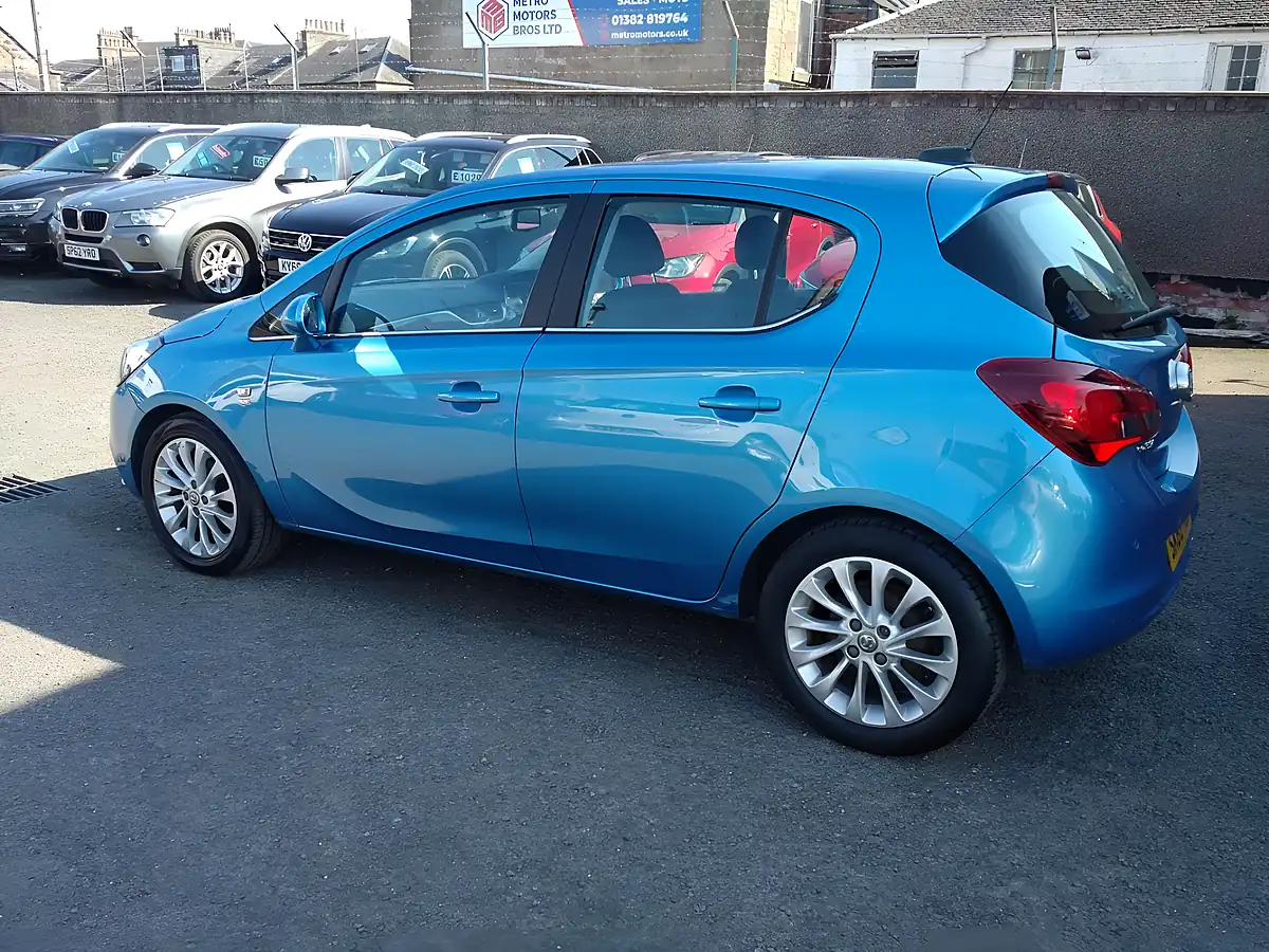 Used 2016 Vauxhall Corsa Se Blue - Interior and Exterior details 3