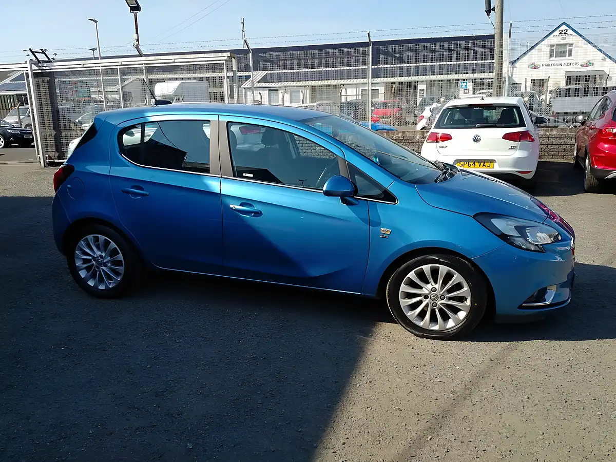 Used 2016 Vauxhall Corsa Se Blue - Interior and Exterior details 7