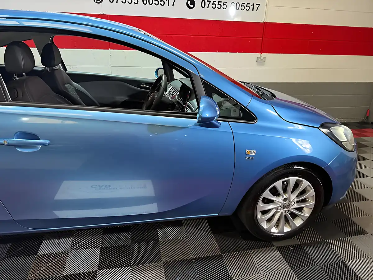 Used 2016 Vauxhall Corsa Se Blue - Interior and Exterior details 11