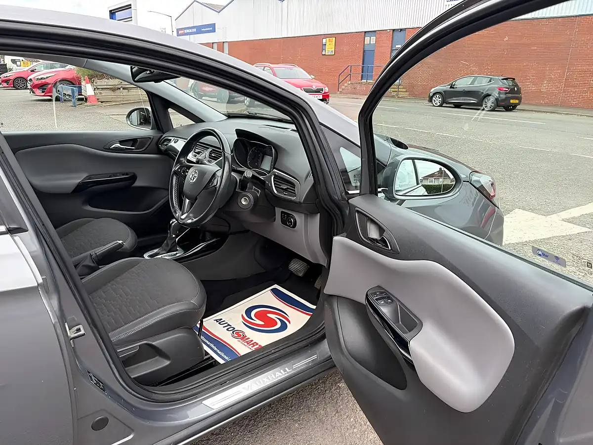 Used 2016 Vauxhall Corsa Se Grey - Interior and Exterior details 9