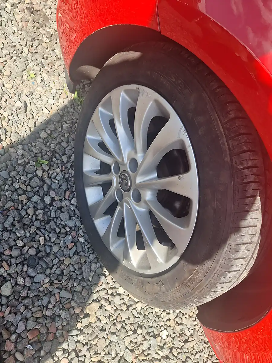 Used 2016 Vauxhall Corsa Se Red - Interior and Exterior details 18