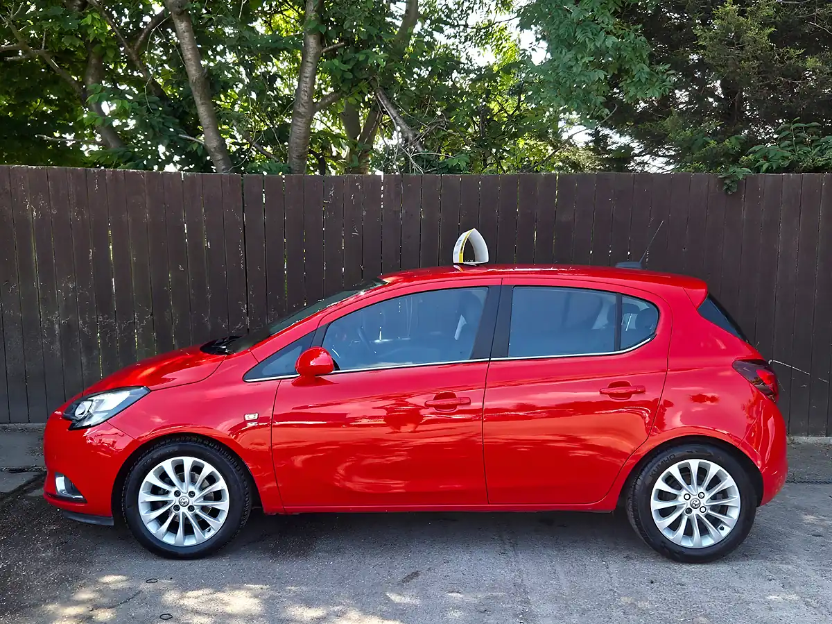 Used 2016 Vauxhall Corsa Se Red - Interior and Exterior details 5