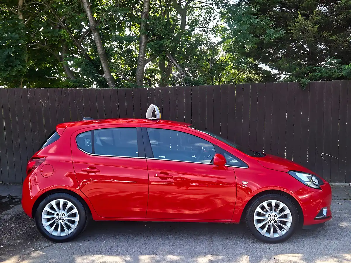 Used 2016 Vauxhall Corsa Se Red - Interior and Exterior details 7