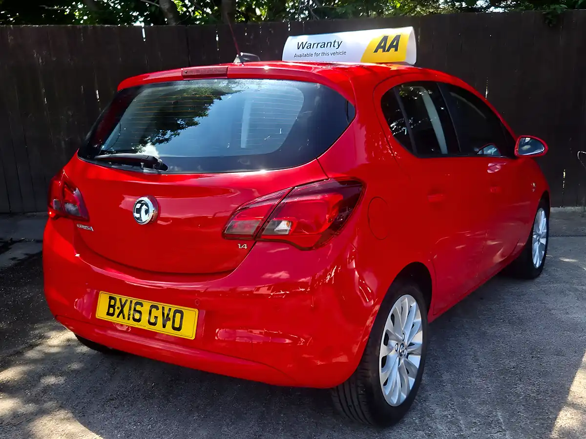 Used 2016 Vauxhall Corsa Se Red - Interior and Exterior details 8