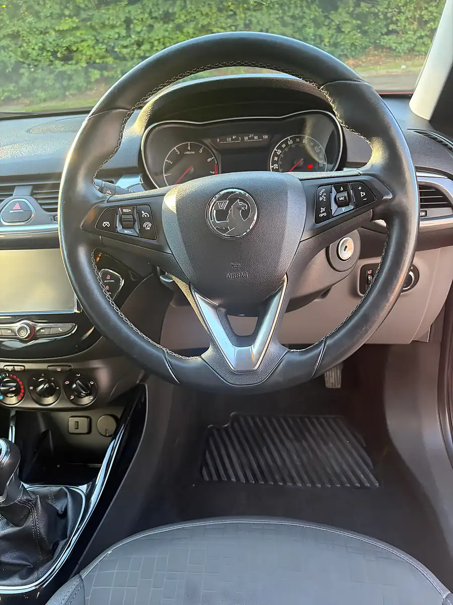 Used 2016 Vauxhall Corsa Se Red - Interior and Exterior details 13
