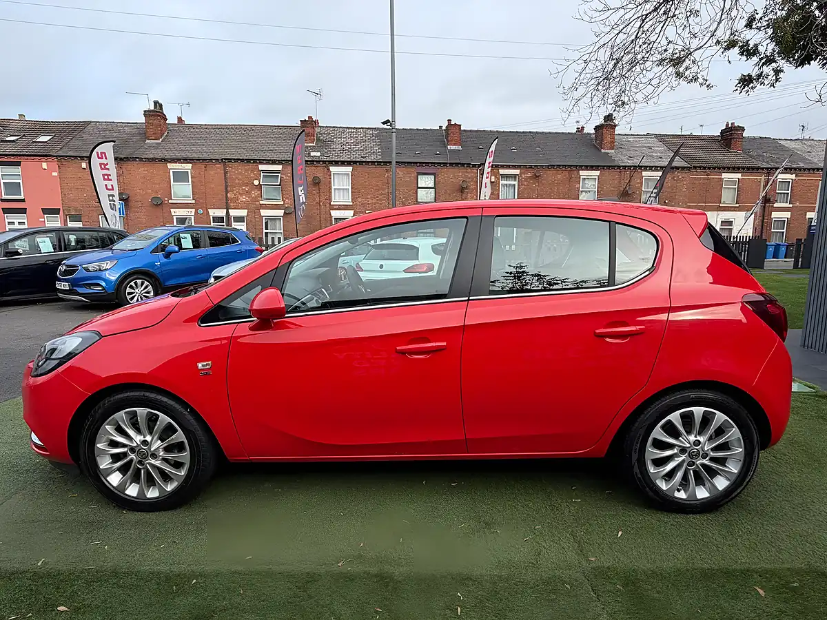 Used 2016 Vauxhall Corsa Se Red - Interior and Exterior details 8