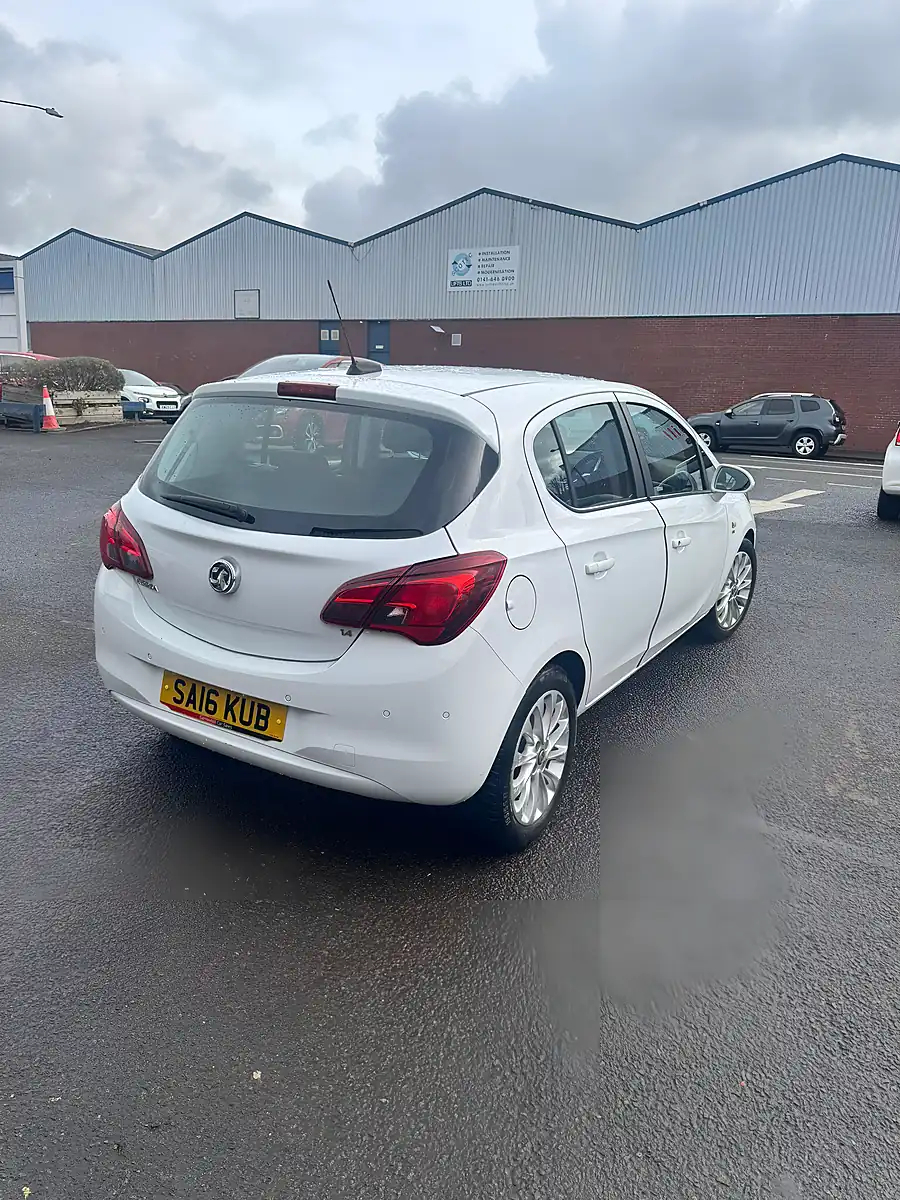 Used 2016 Vauxhall Corsa Se White - Interior and Exterior details 7